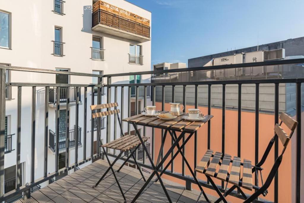 Modern Riverside Apartment With Free Parking Space Szczecin Dış mekan fotoğraf